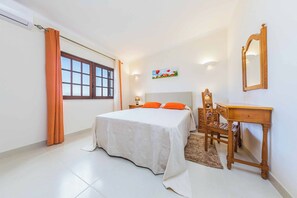 3 quartos, Wi-Fi, roupa de cama