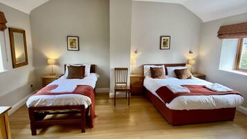 3 bedrooms, iron/ironing board, free WiFi, bed sheets
