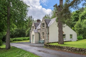 Pathhead Farmhouse