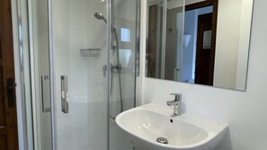 Bathtub - PIVERD DEL GOLF 56 (Pals)