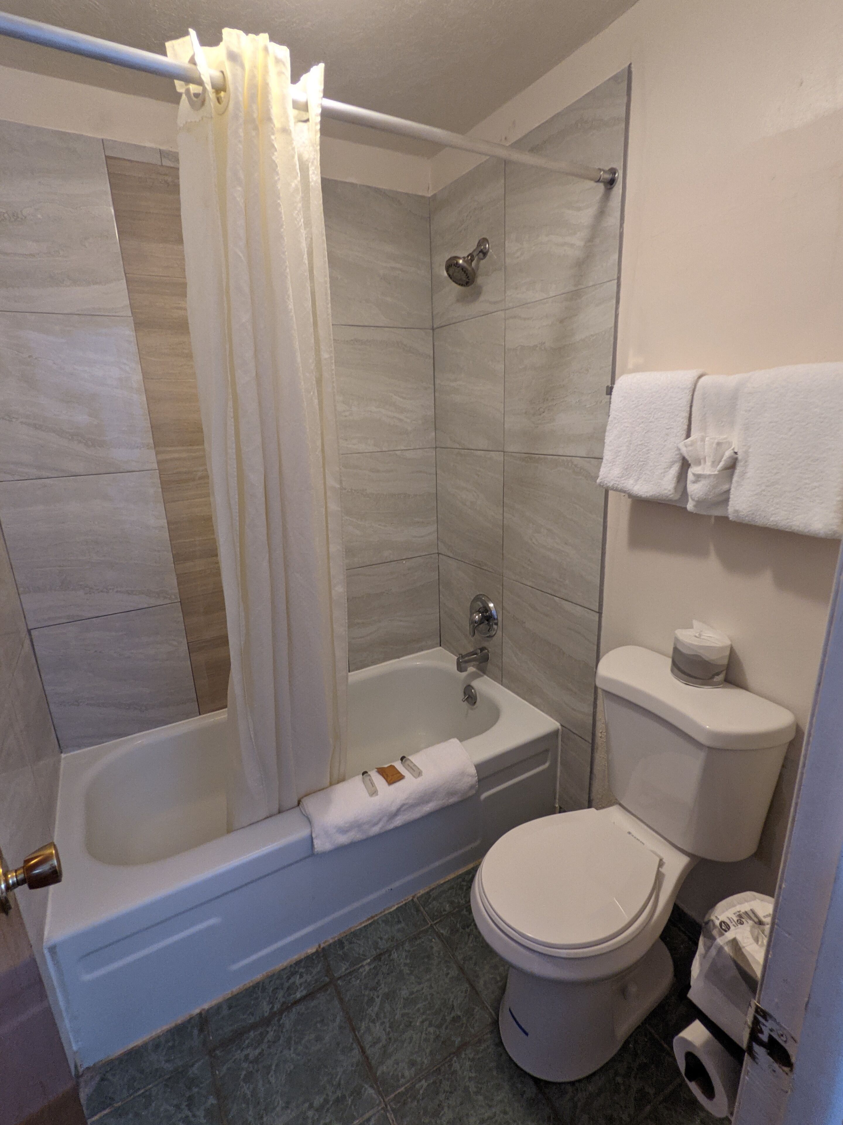 Standard Double Room, 1 Bedroom, Refrigerator & Microwave, Mountain View | Bathroom | Combined shower/bathtub, free toiletries, towels, soap