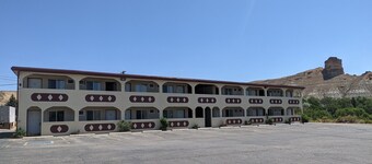 Western Inn