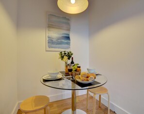 تناول الطعام