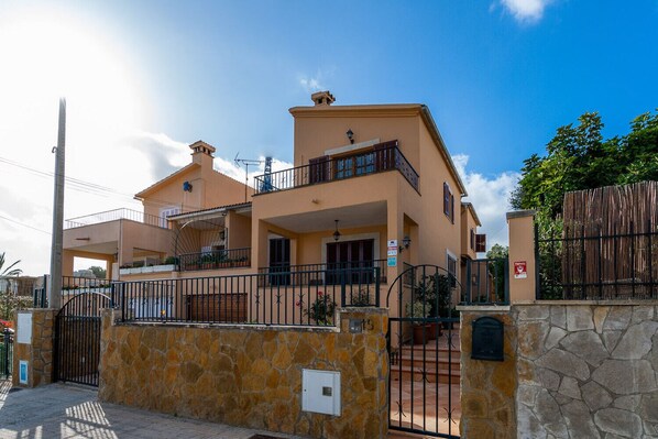 Photo non classée, 1 sur 27, bouton