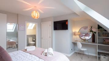 3 Schlafzimmer, Bügeleisen/Bügelbrett, Reisekinderbett, kostenloses WLAN