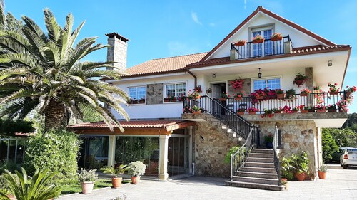 COZY HOUSING (GROUND FLOOR) NEAR SANTIAGO