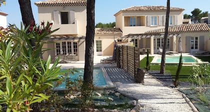 Villa Cigale, villa avec piscine privée au coeur du domaine de Pont Royal