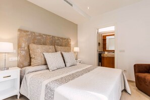 4 quartos, ferros/tábuas de passar roupa, Wi-Fi de cortesia