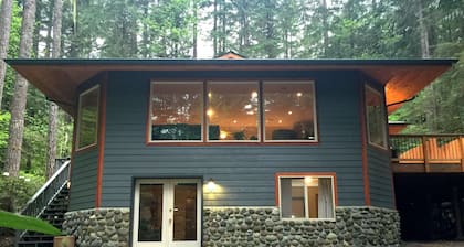 Snowline Cabin #29 - An Ultra Custom Family Vacation Home!