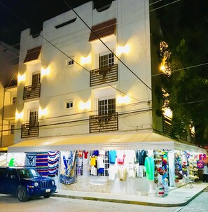 Exterior - Frida Double Balcony Apartment 5th Avenue (Playa del Carmen)