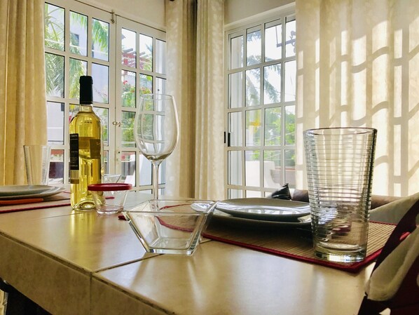 Dining - Frida Double Balcony Apartment 5th Avenue (Playa del Carmen)