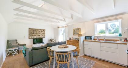 The Dairy, Birdham - lato muuntaminen joka nukkuu 4 vierasta 2 makuuhuonetta