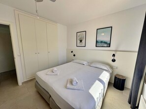 4 bedrooms, WiFi, bed sheets - Villa Castell - Urb Mas Pere (Calonge)