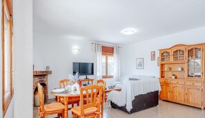 Fernseher, Kamin