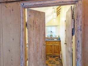 Interior - A charming and unique cottage in the centre of Chichester - sleeps 3 (Chichester)