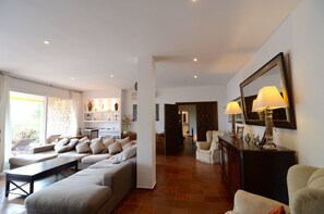 Interior - PIC DE L'OCELL (Begur)