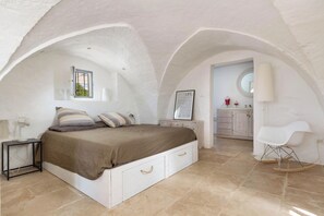 1 bedroom, internet, bed sheets, wheelchair access