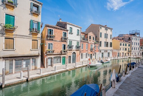 Ca' Canaletto Canal View