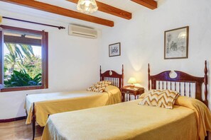 4 habitaciones, wifi y ropa de cama