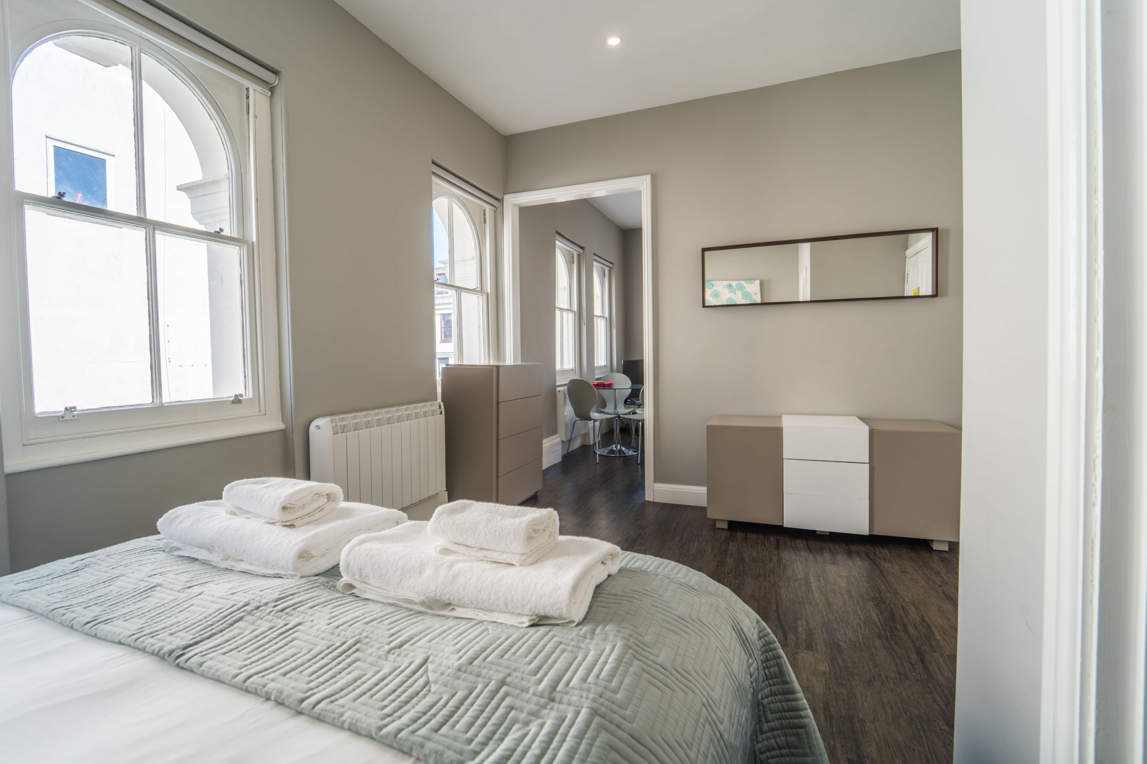 1 habitación, internet y ropa de cama 