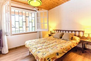 3 habitaciones, tabla de planchar con plancha y wifi gratis