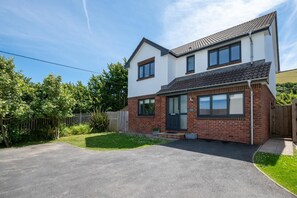 Exterior - 4 Bed in Croyde (oc-withy) (Croyde)