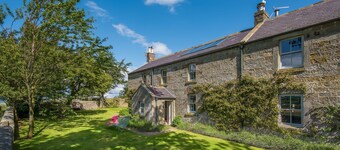 OVERTHWARTS FARMHOUSE fem soverom, gnr. Alnwick. 9 mil fra kysten