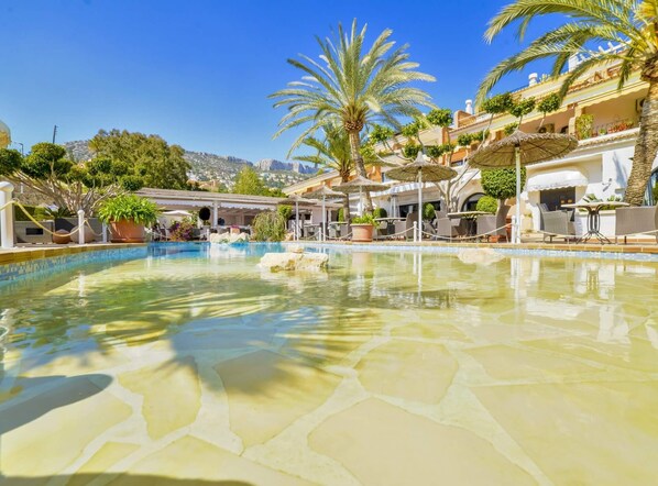 Pool - Apartment Brisa - PlusHolidays (Calpe)