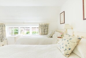 2 Schlafzimmer, Bügeleisen/Bügelbrett, WLAN, Bettwäsche