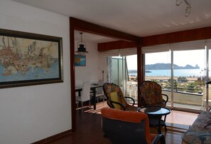 Interior - CATALONIA 3-5 (Estartit)