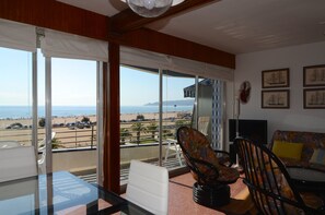 Interior - CATALONIA 3-5 (Estartit)