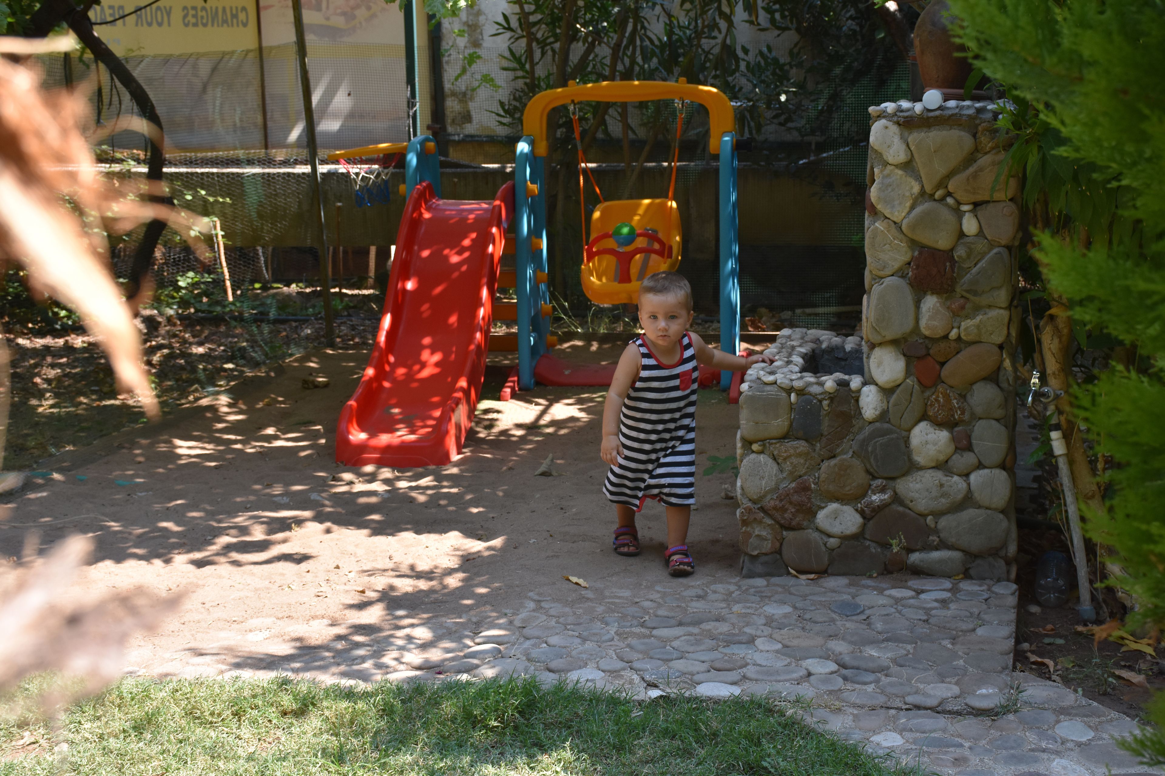 children’s play area – outdoor