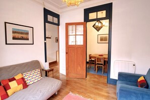 تلفزيون، ألعاب للصغار