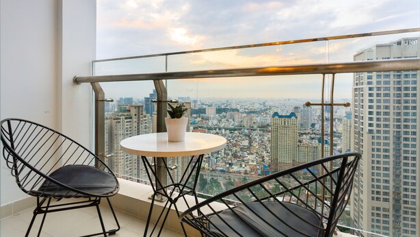 Balcony - May's House Saigon Vinhomes Central Park (Ho Chi Minh City)