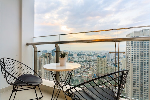 Balcony - May's House Saigon Vinhomes Central Park (Ho Chi Minh City)