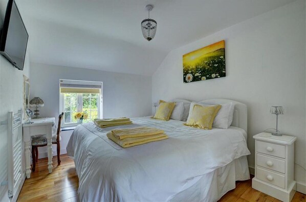 3 Schlafzimmer, Bügeleisen/Bügelbrett, Reisekinderbett, kostenloses WLAN