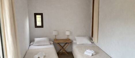 7 slaapkamers, een strijkplank/strijkijzer, gratis wifi