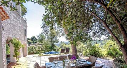 Majestueuse Villa et Vues Ă 30km de Barcelone !
