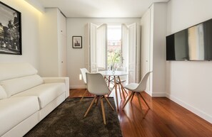 Smart TV - Santa Ana Plaza (Madrid)