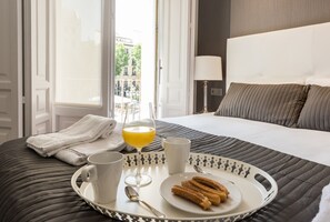 In-room safe, iron/ironing board, free WiFi, bed sheets