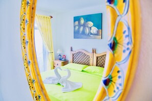 1 bedroom, WiFi, bed sheets - Superior Budget Room With Swimming Pool Air Conditioning and Parking (Playa del Carmen)