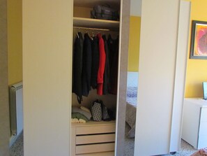 2 Schlafzimmer, Bügeleisen/Bügelbrett, Reisekinderbett, kostenloses WLAN
