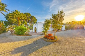Property grounds - Villa Más Blanc - PlusHolidays (Benissa)