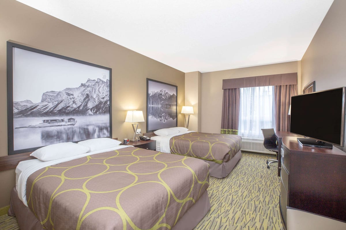 Room, 2 Queen Beds, Non Smoking