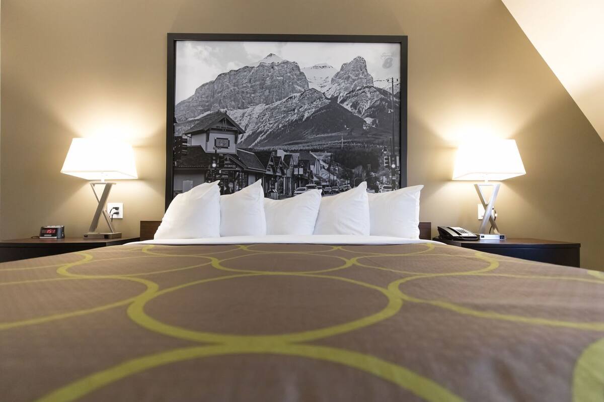 Coffres-forts dans les chambres, bureau, rideaux occultants