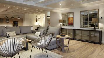 Télévision, cheminée