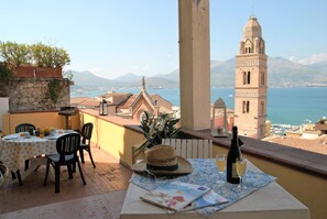 Outdoor dining - Sea view appartment for 6 person (Gaeta)