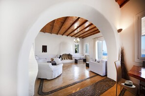 Flat-screen TV, DVD player - Villa Kappas (Mykonos)