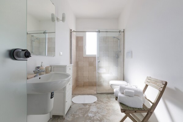 Hair dryer, towels - La Murreddina by BarbarHouse (Ostuni)