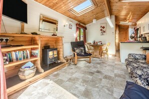 TV - 2 Bed in Lynton (oc-riverl) (Lynmouth)